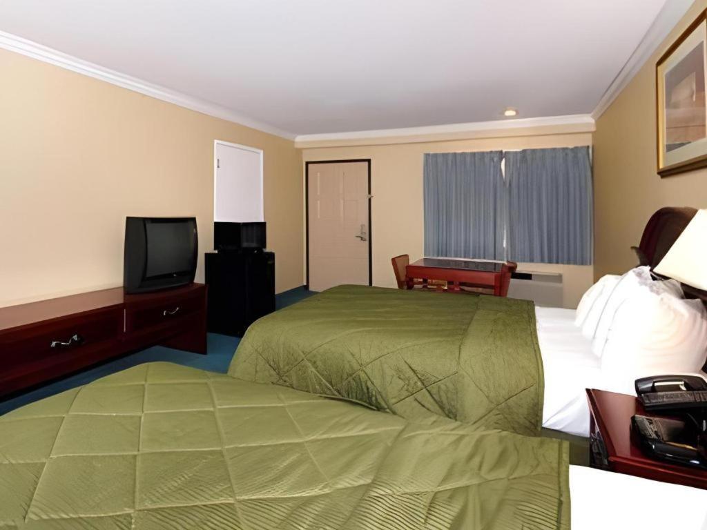 Duarte Quality Inn Near City Of Hope מראה חיצוני תמונה