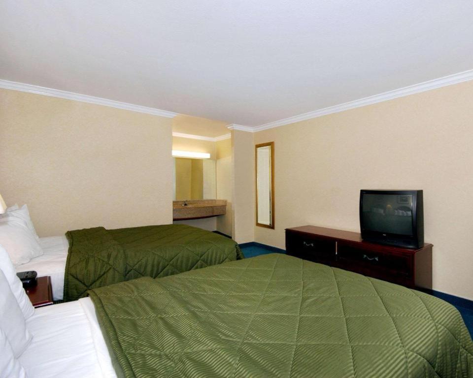 Duarte Quality Inn Near City Of Hope מראה חיצוני תמונה