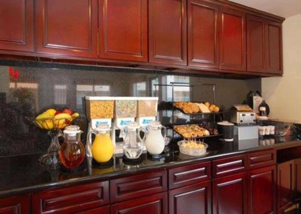 Duarte Quality Inn Near City Of Hope מראה חיצוני תמונה