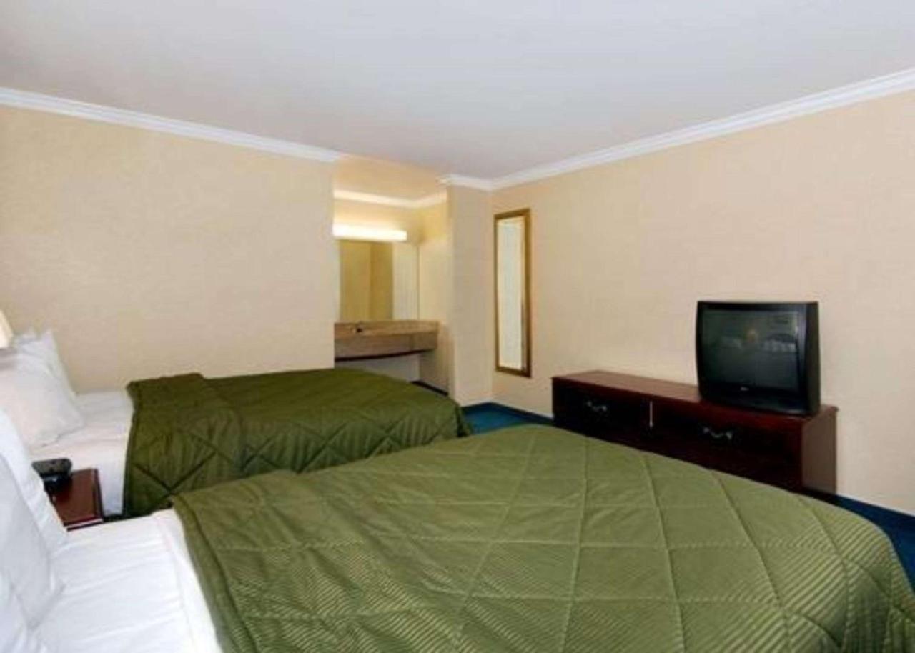 Duarte Quality Inn Near City Of Hope מראה חיצוני תמונה